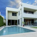Why Custom Swimming Pool Construction Is Worth the Investment